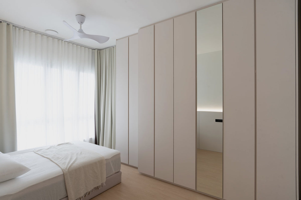Bedroom wardrobe wall with mirror panel
