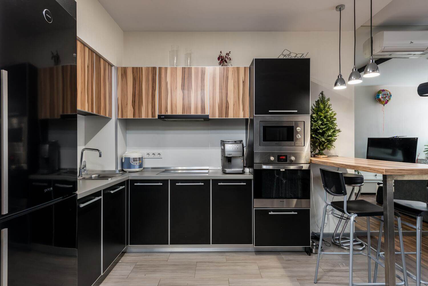 Kitchen Cabinet Design