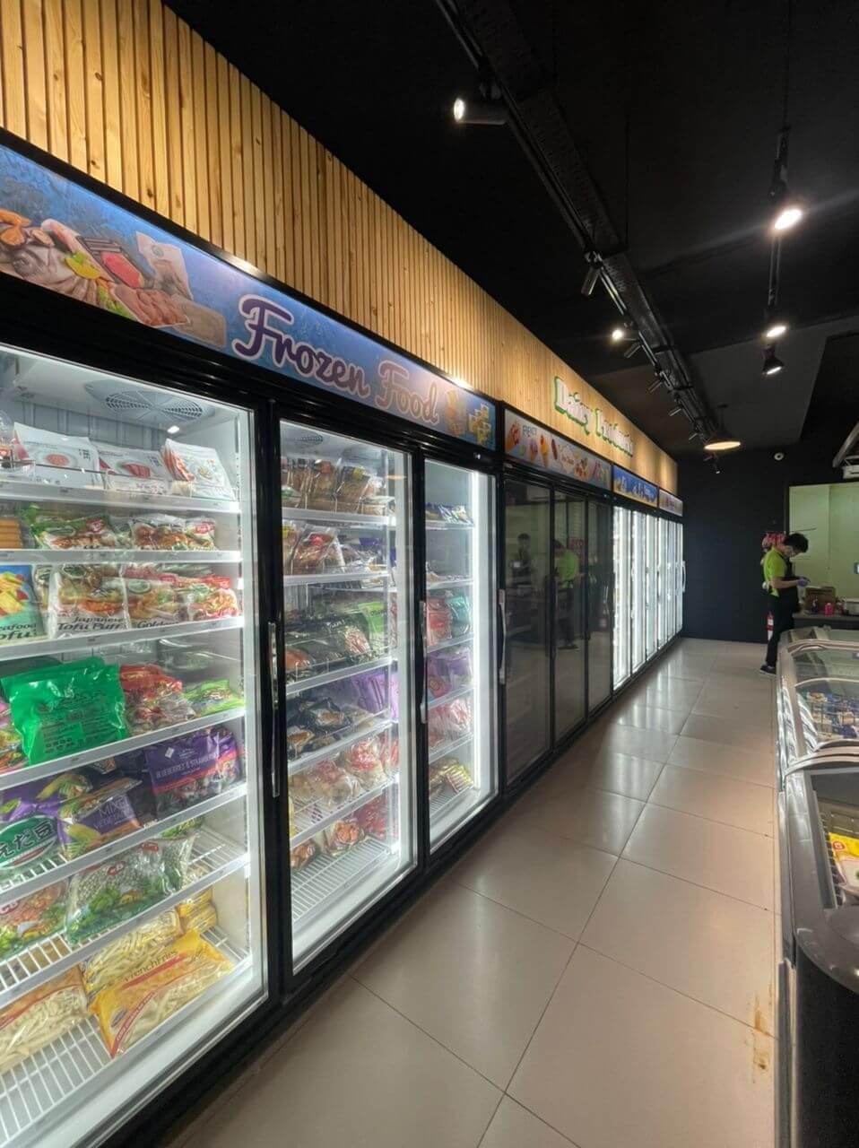 Retail Shop Interior Design & Build